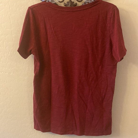 Cleveland Cavaliers Nike vneck - Picture 4 of 4